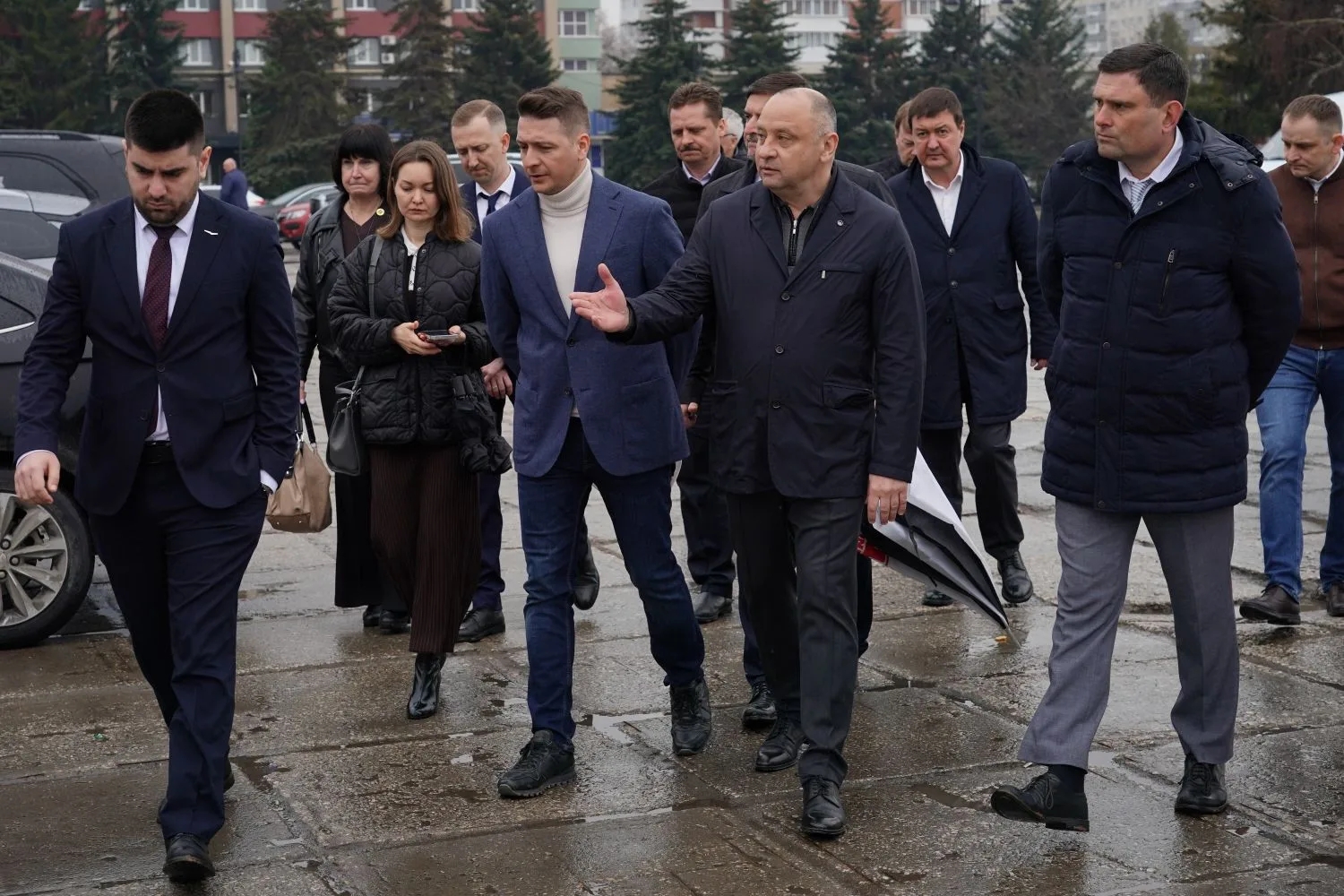 Завод по производству детских площадок и строительство соцобъектов: Виталий Шабалатов работал в Тольятти