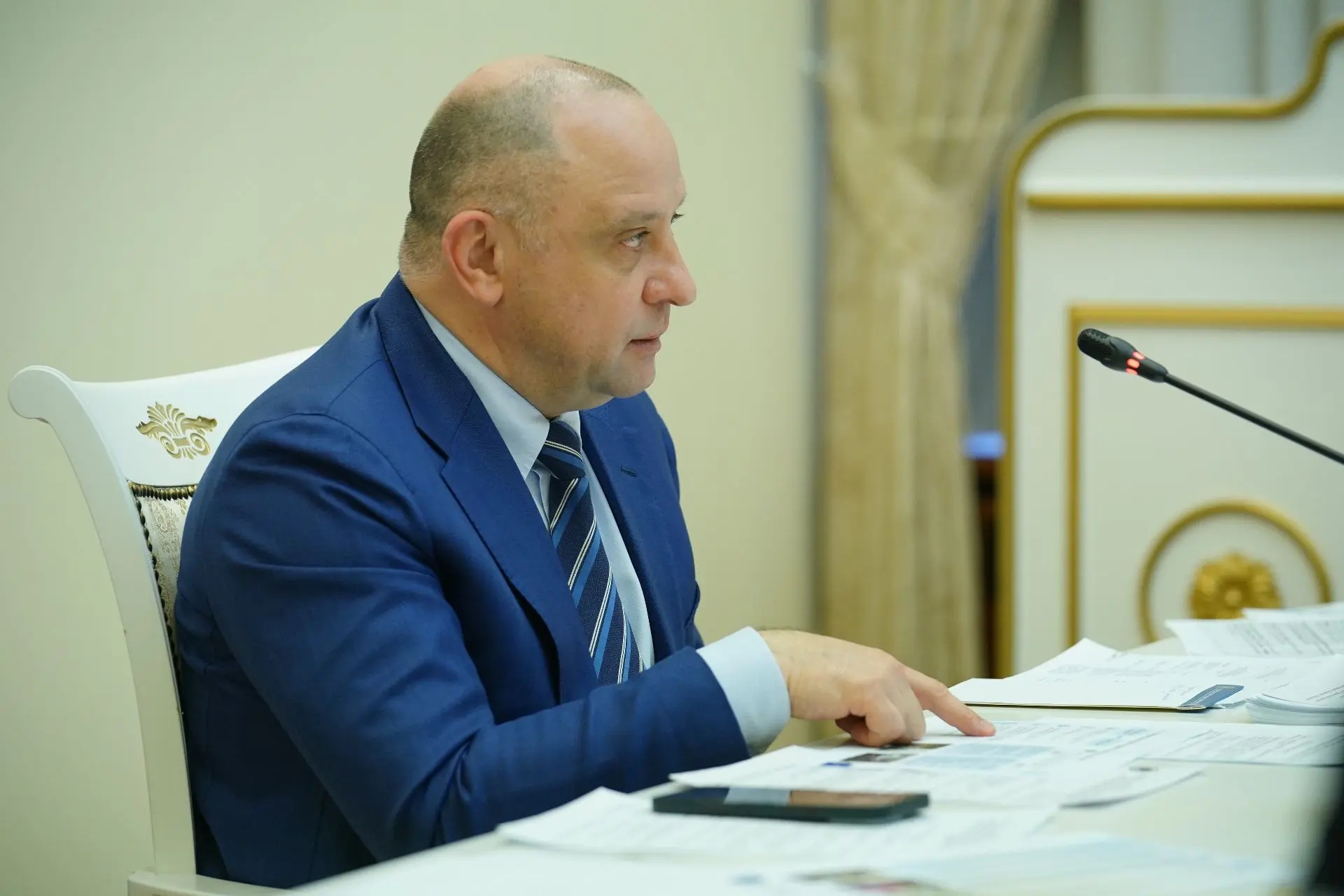 Виталий Шабалатов провел заседание Самарской областной трехсторонней комиссии