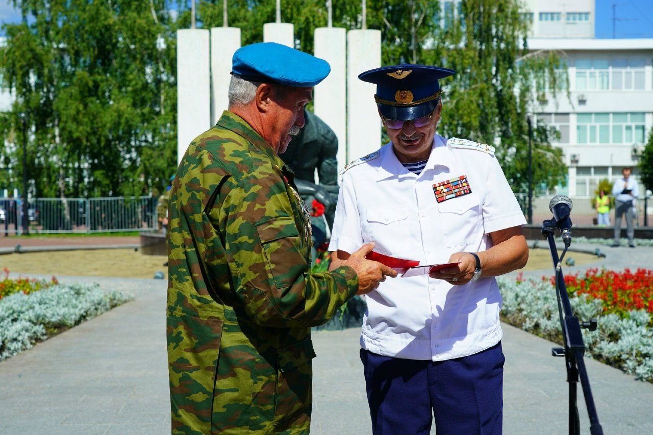 Самарские десантники почтили память ушедших из жизни сослуживцев