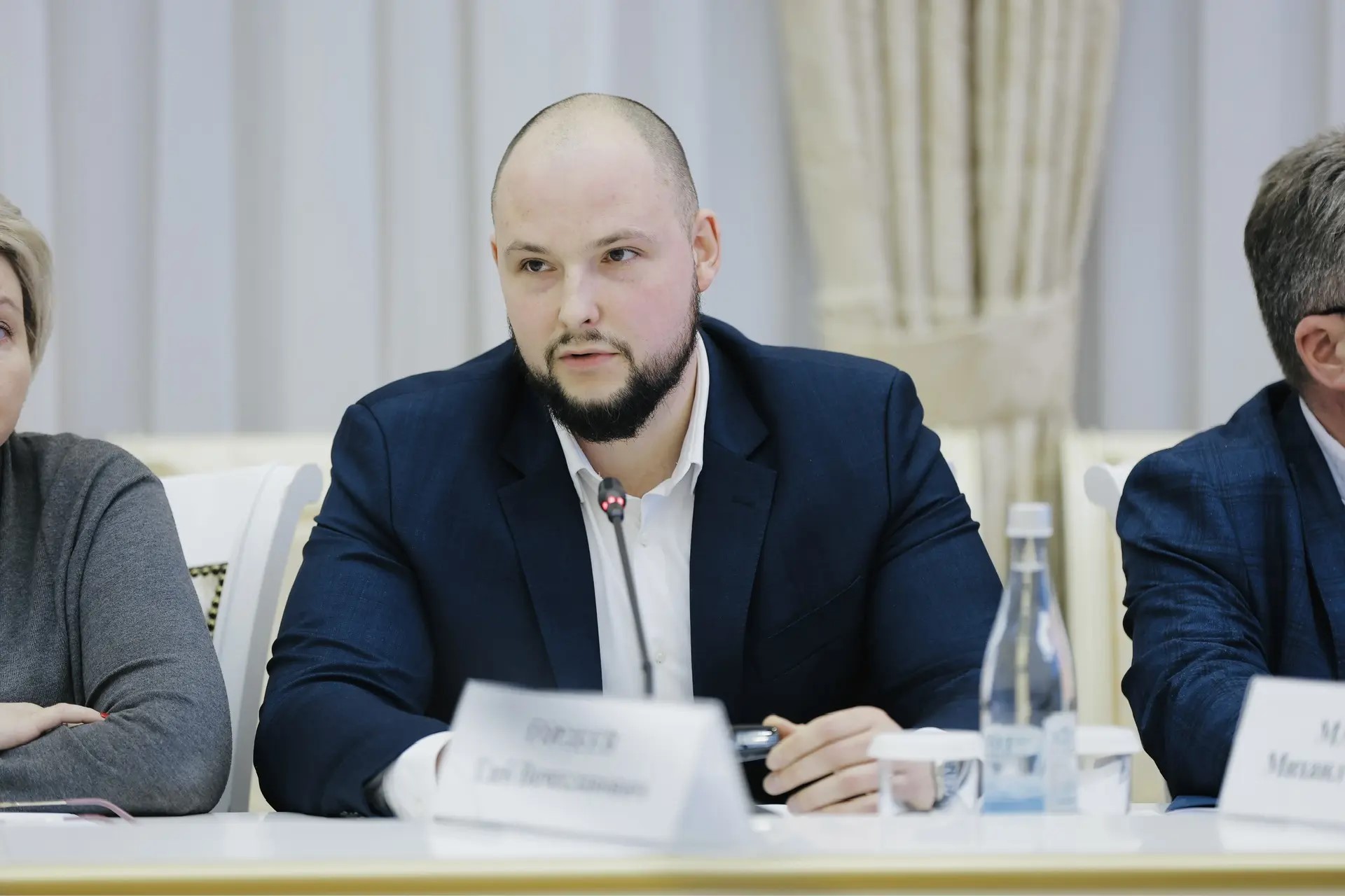 Вячеслав Федорищев представил нового помощника губернатора — Глеба Гордеева