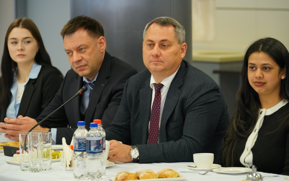 Вячеслав Федорищев встретился со студентами СамГМУ
