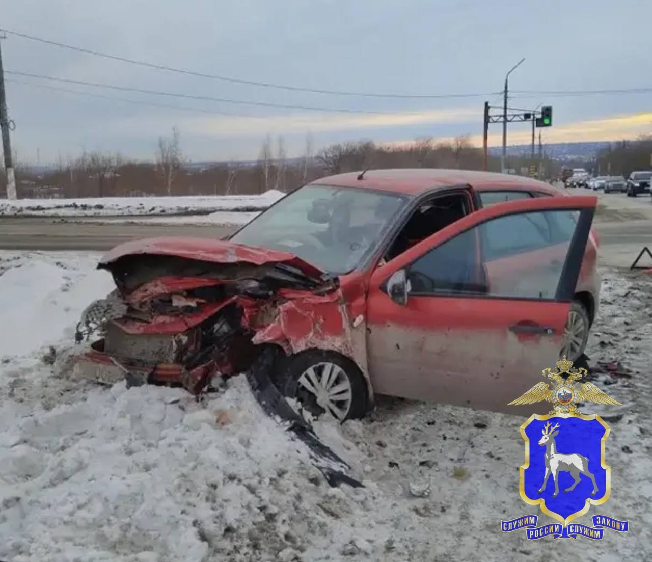 В Самарской области на трассе 20-летний парень на Datsun врезался в Renault