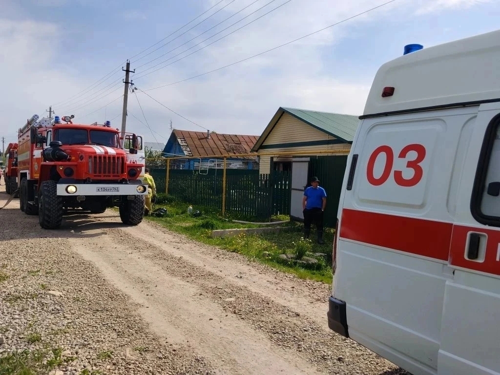 В Челно-Вершинском районе загорелся дом на 80 "квадратах"
