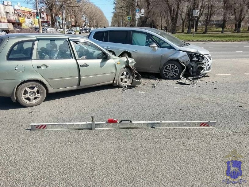 Пошел на обгон: в ДТП под Самарой пострадал 13-летний подросток на питбайке