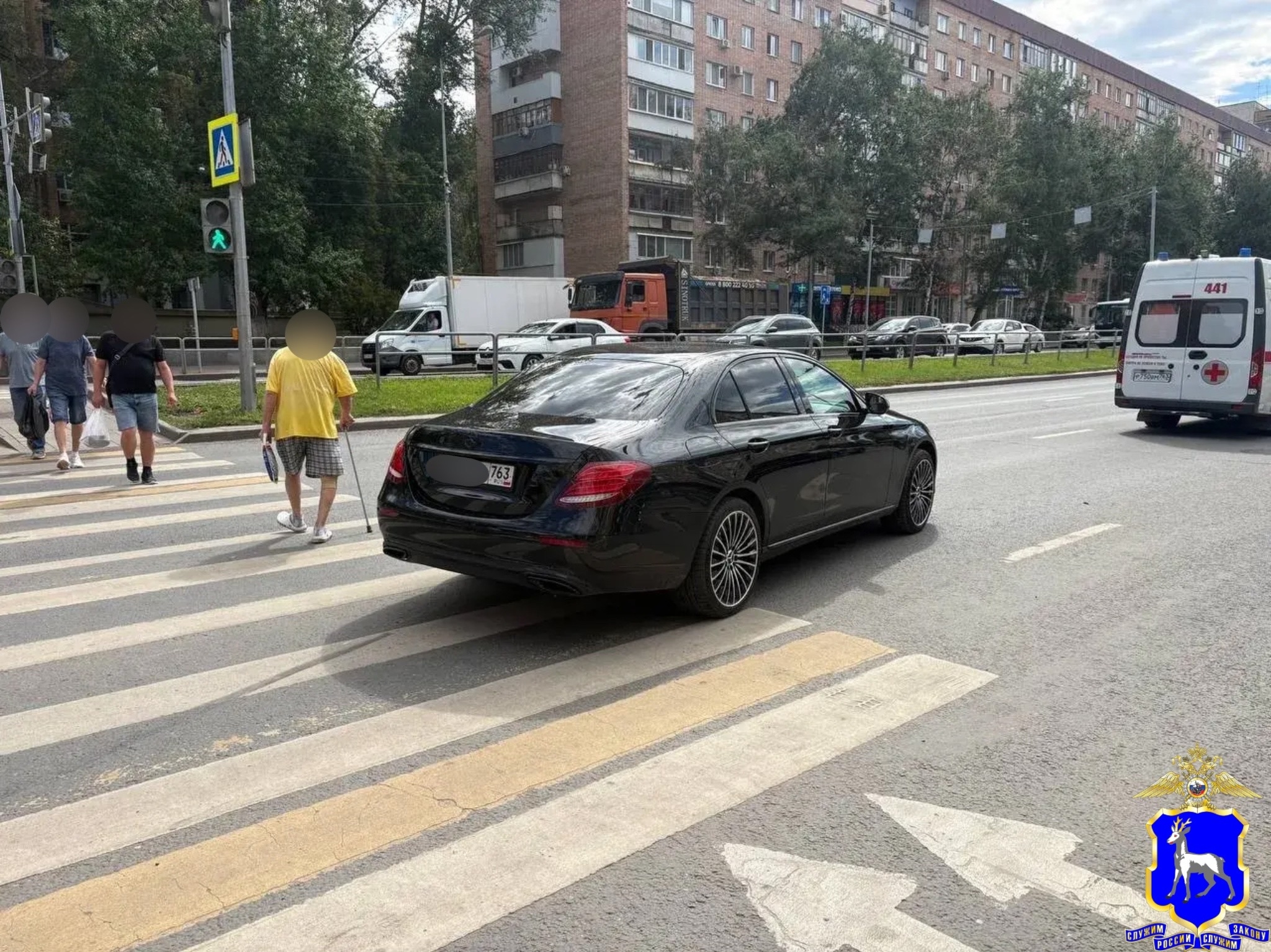 В Самаре Mercedes-Benz сбил 10-летнего самокатчика на Ново-Садовой