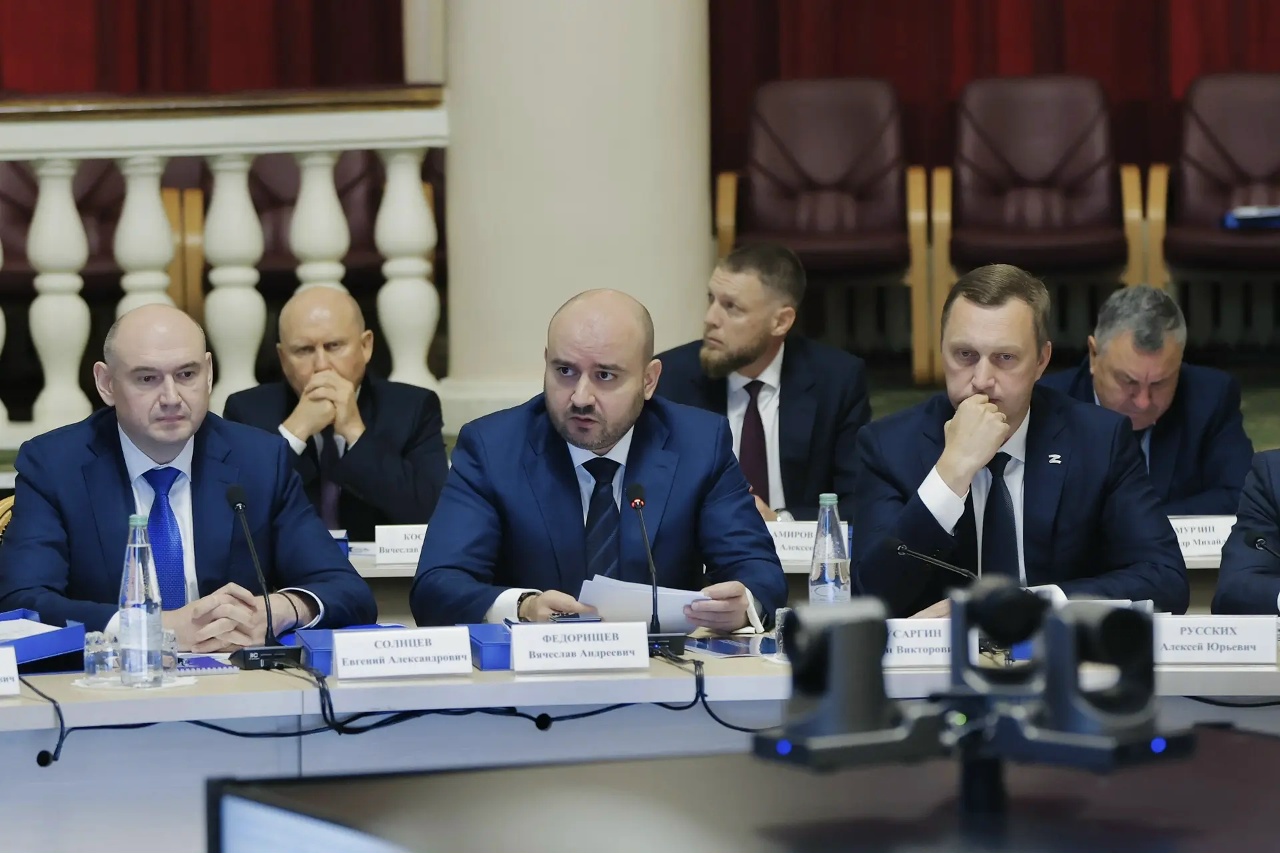 Вячеслав Федорищев на Совете округа доложил о поддержке участников СВО
