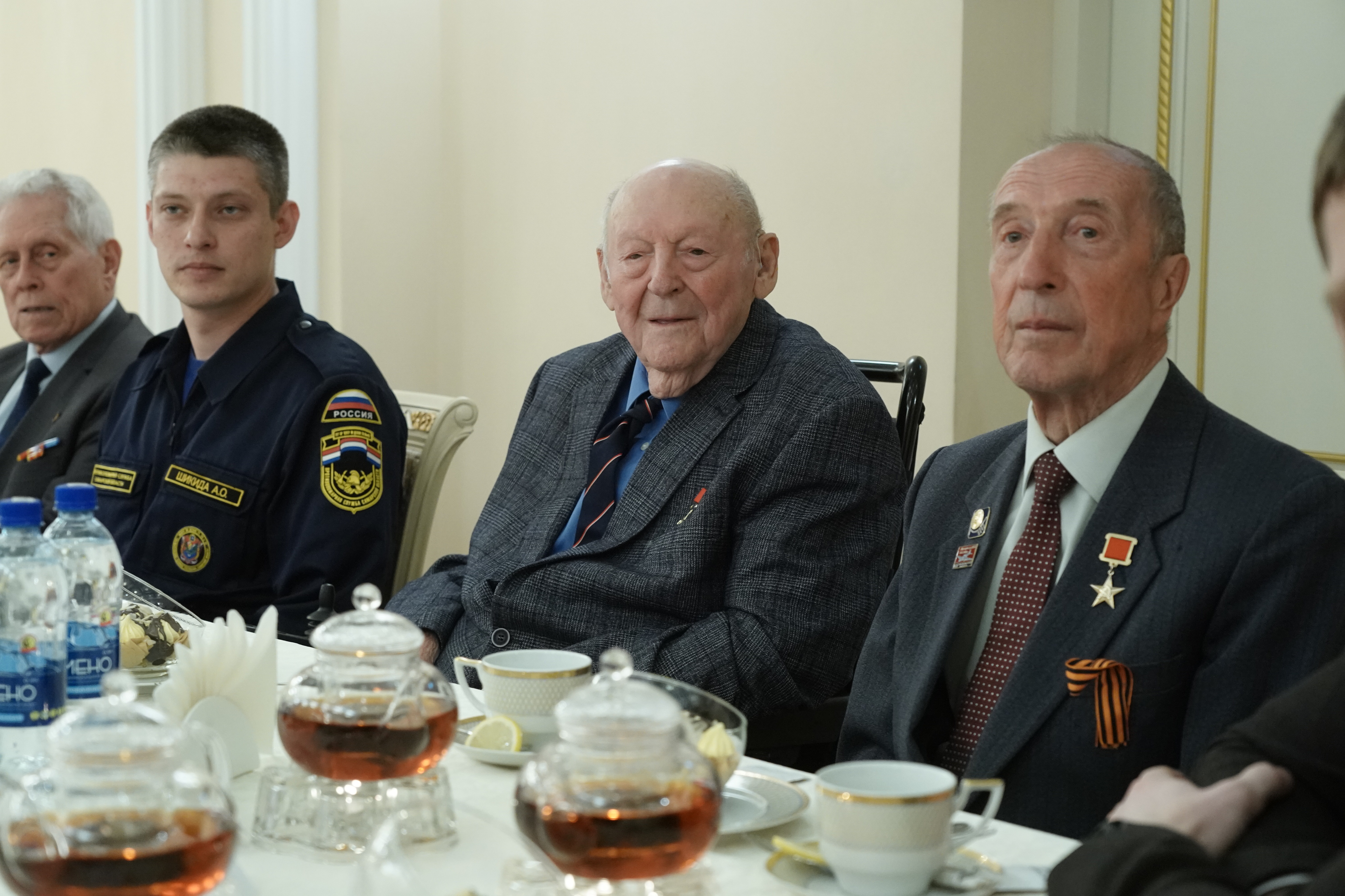 Вячеслав Федорищев встретился с Героями Социалистического Труда, ветеранами, представителями трудовых династий Самарской области
