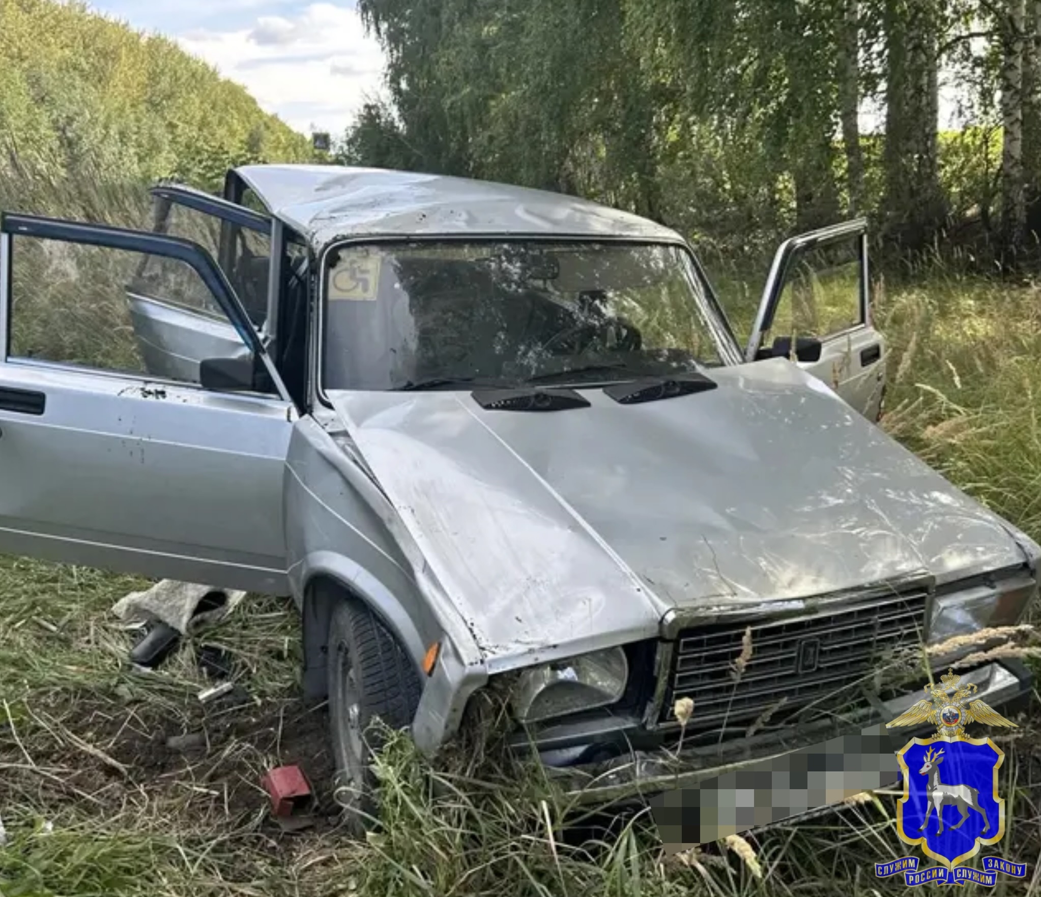 На трассе под Тольятти столкнулись ВАЗ и LADA Vesta