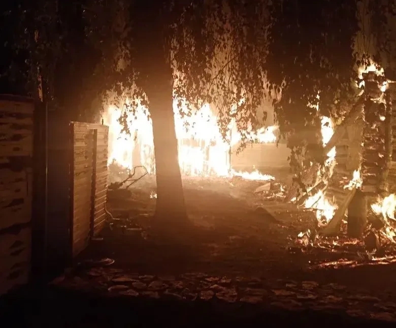 Ночью 26 мая во время пожара в частном доме в селе Березовка погиб человек