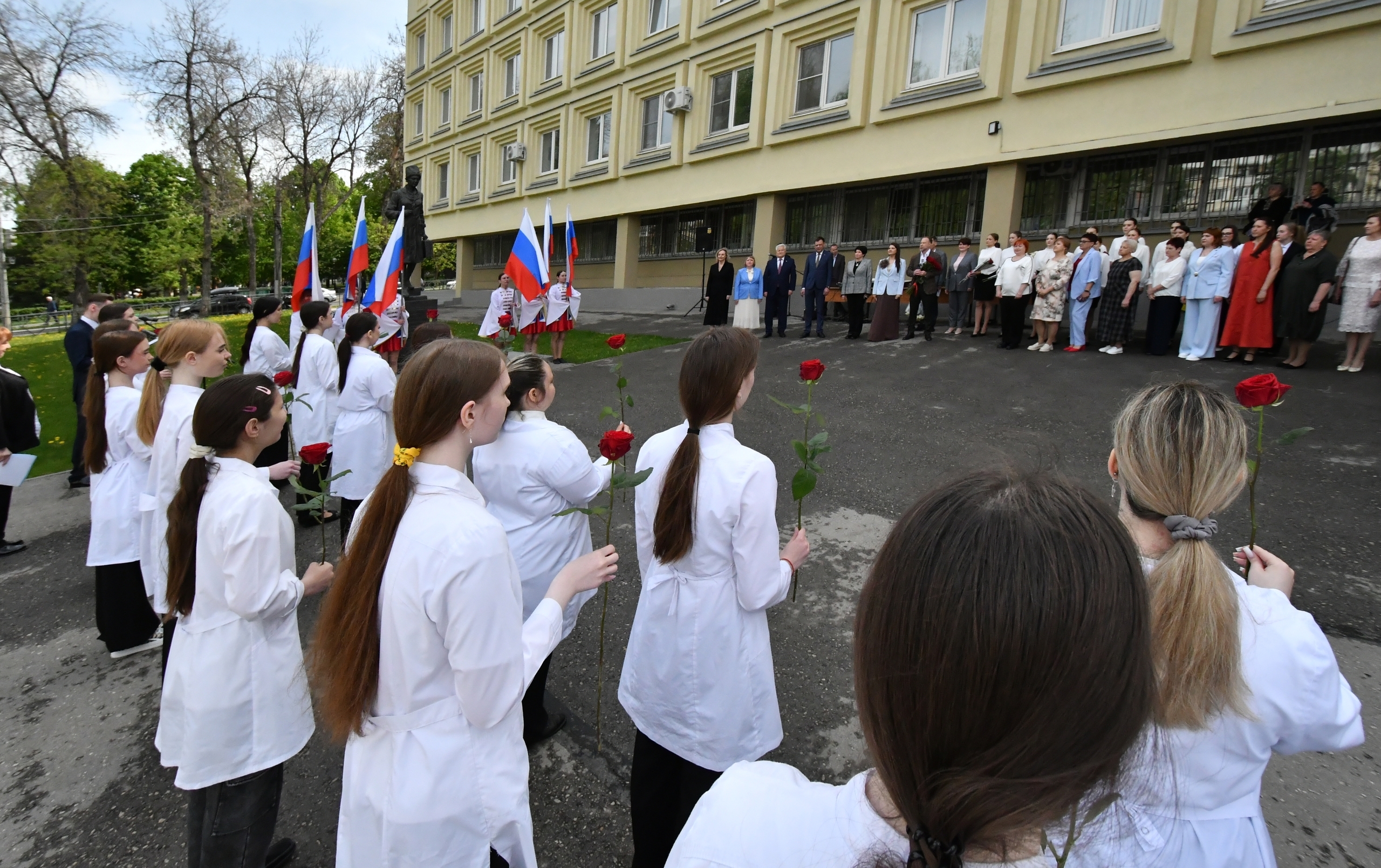 В Самаре в День медсестры отметили лучших представителей профессии