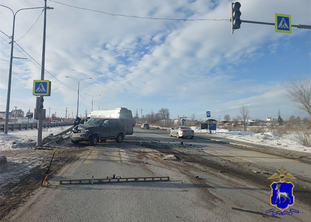 Стали известны подробности ДТП с внедорожником и автобусом в Кинельском районе