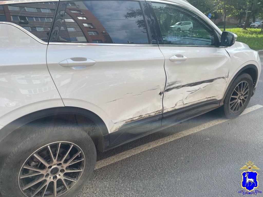 Водитель погиб "под колесами" своего внедорожника в Самарской области