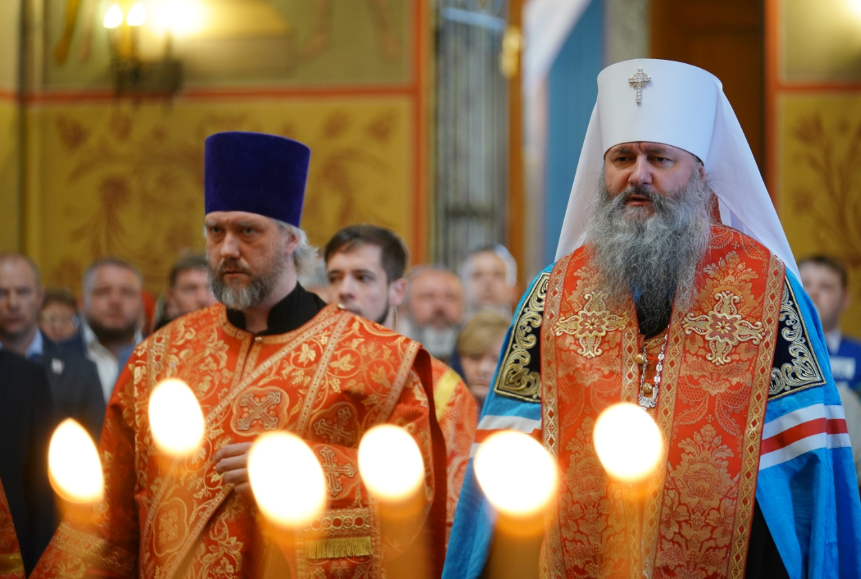 В Иверском монастыре Самары прошел молебен в честь 150-летия Самарского знамени