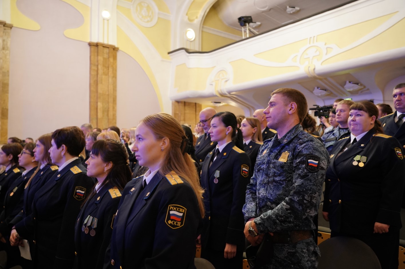 Вячеслав Федорищев поздравил сотрудников и ветеранов службы судебных приставов накануне профессионального праздника