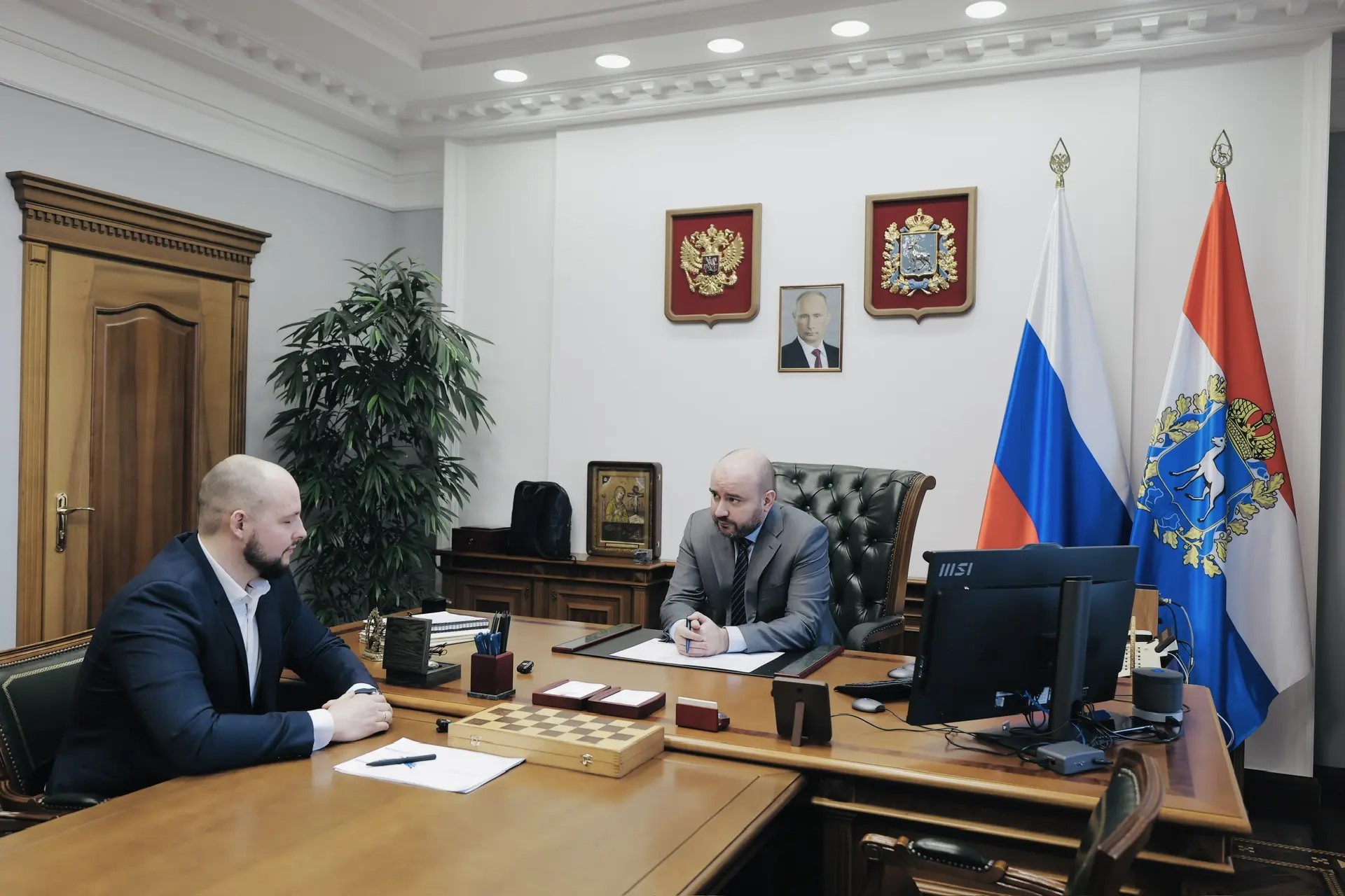 Вячеслав Федорищев представил нового помощника губернатора — Глеба Гордеева
