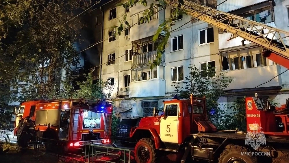 Из-за пожара на улице 22-го Партсъезда в Самаре повреждено 24 квартиры