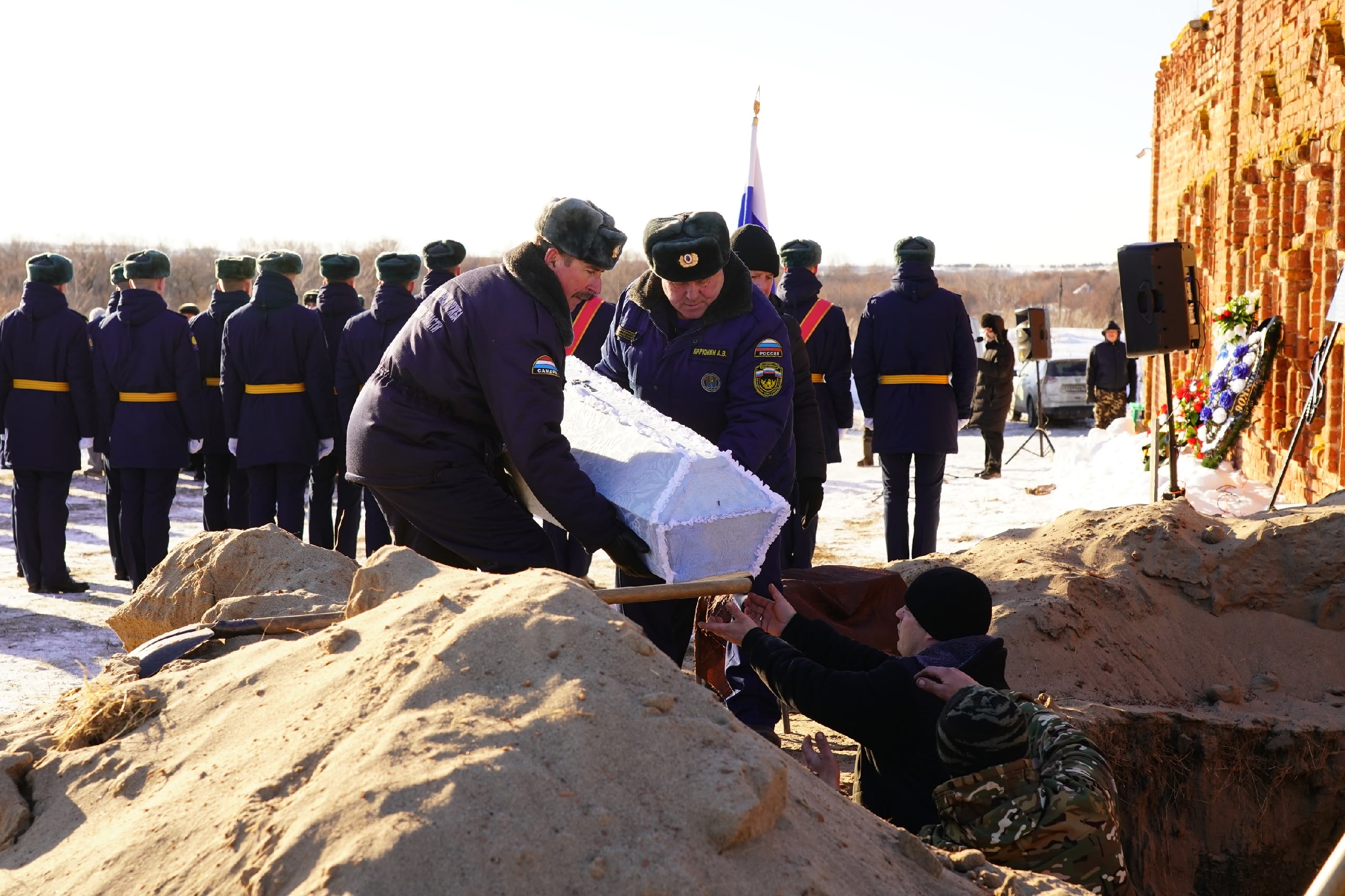 Победа над забвением: останки Аксаковых предали земле