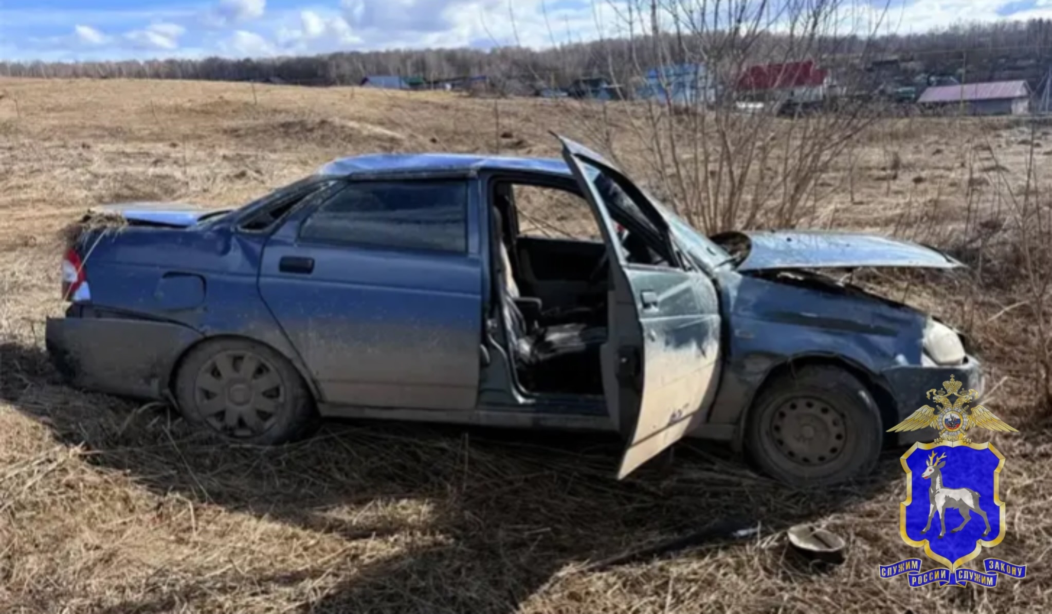 В Самаре водитель на ВАЗе задним ходом сбил пенсионерку на дороге