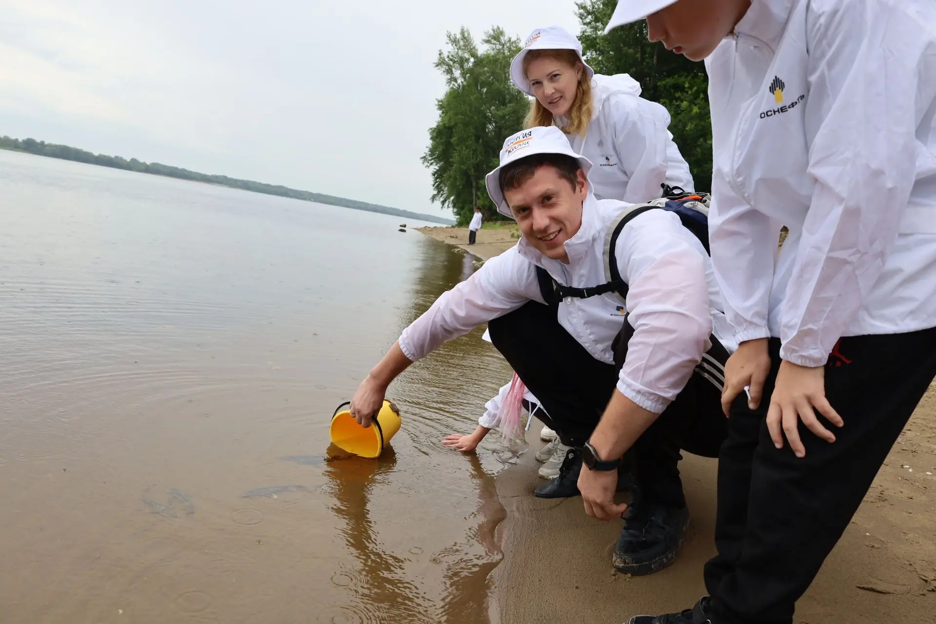 Волга пополнилась краснокнижной рыбой: самарские нефтяники присоединились к доброй акции