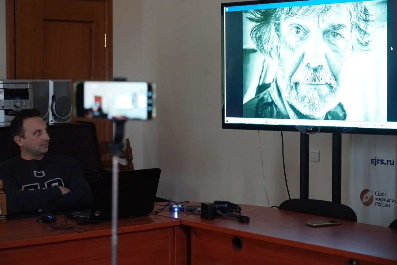 В Самаре проходит всероссийский фестиваль черно-белой фотографии “Фотострелка”