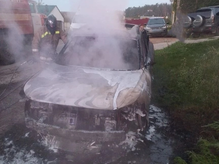 В Ставропольском районе ночью сгорел автомобиль Voyah
