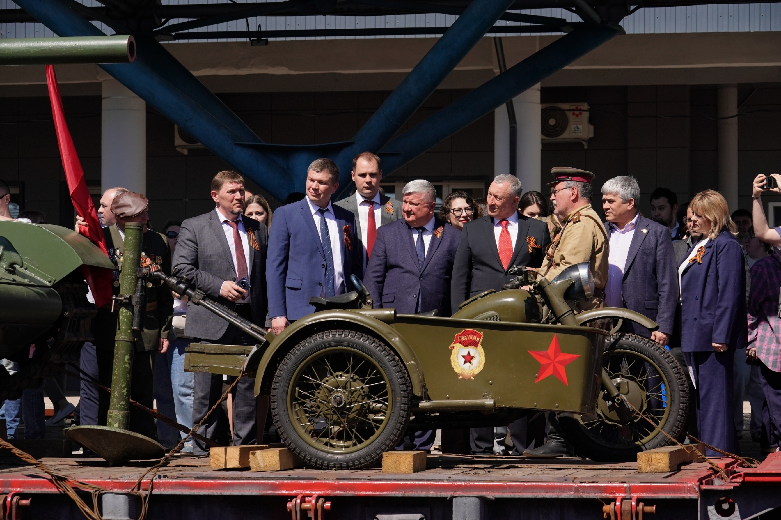 В Самаре торжественно встретили "Паровоз Победы"