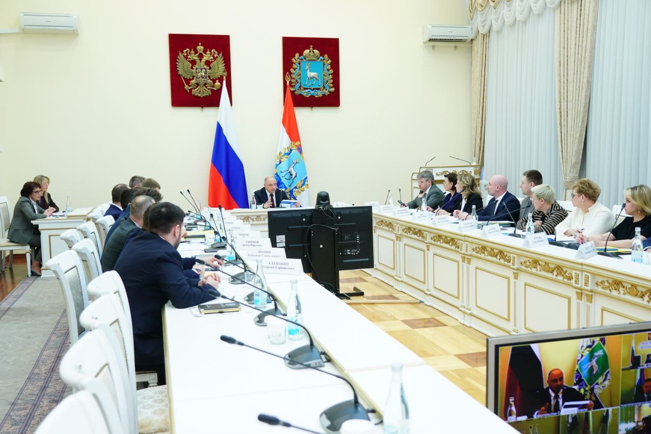 Виталий Шабалатов провел заседание Правительства Самарской области