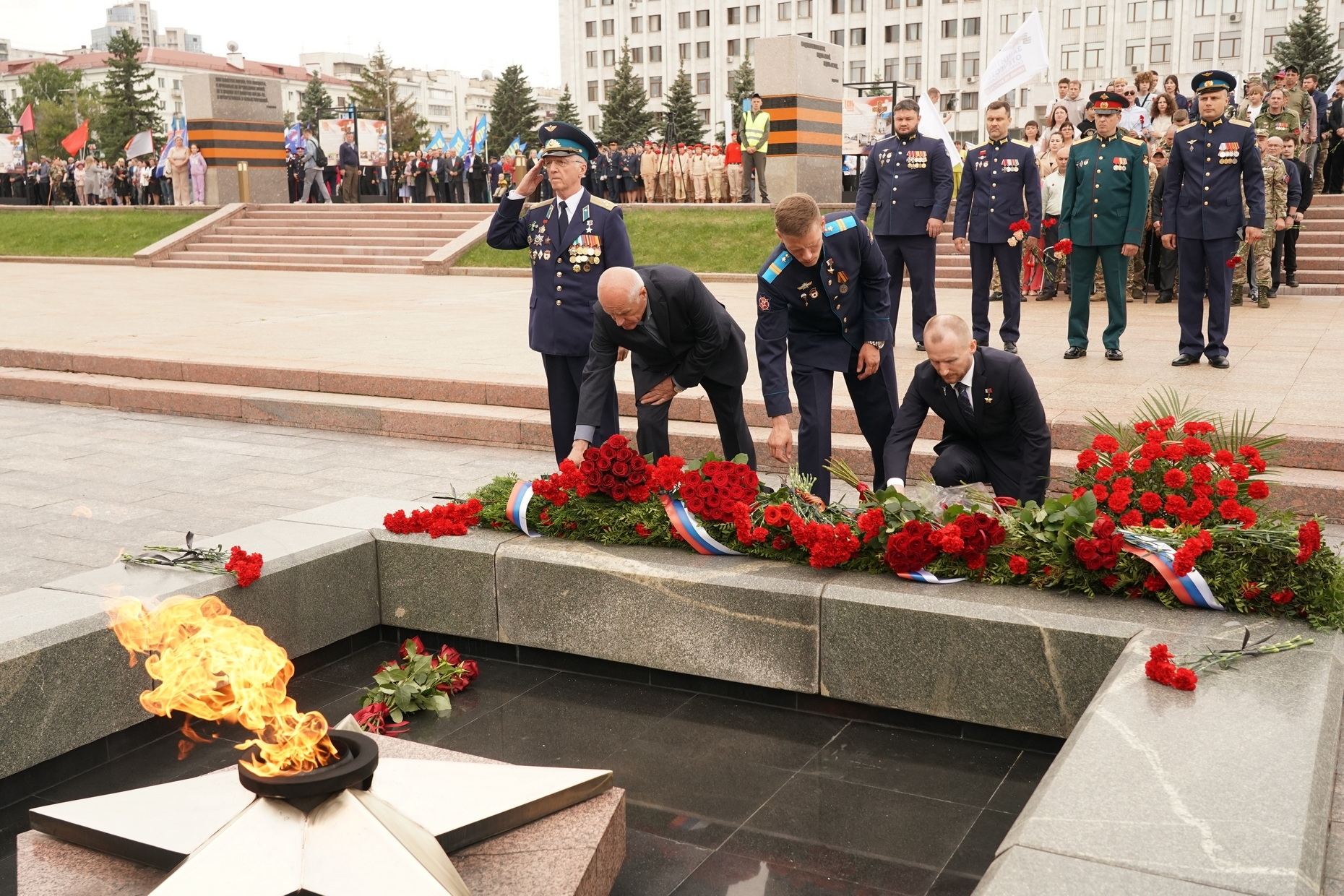 В Самаре в День ветеранов боевых действий прошло памятное мероприятие на площади Славы