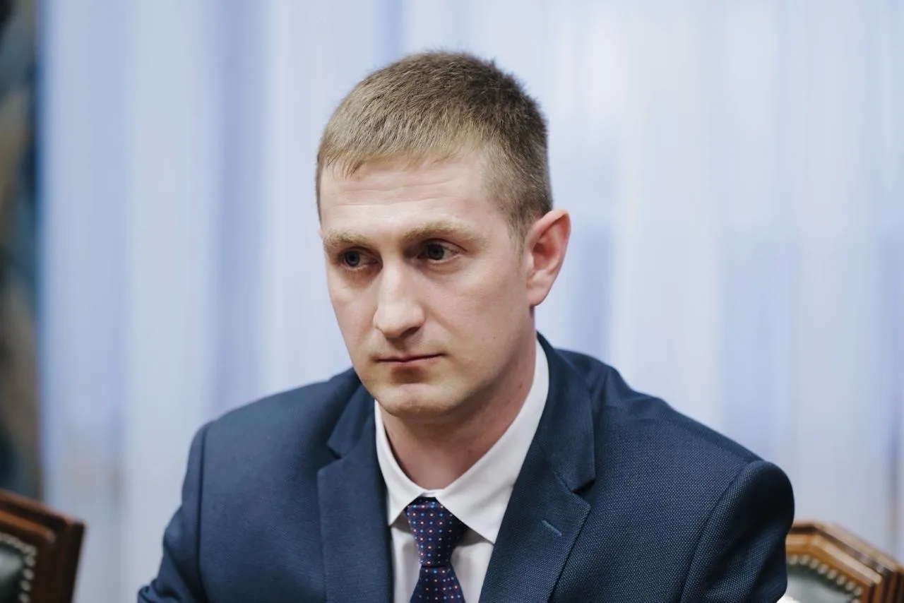 В Самаре Вячеслав Федорищев провел встречу с участниками президентской программы "Время героев"