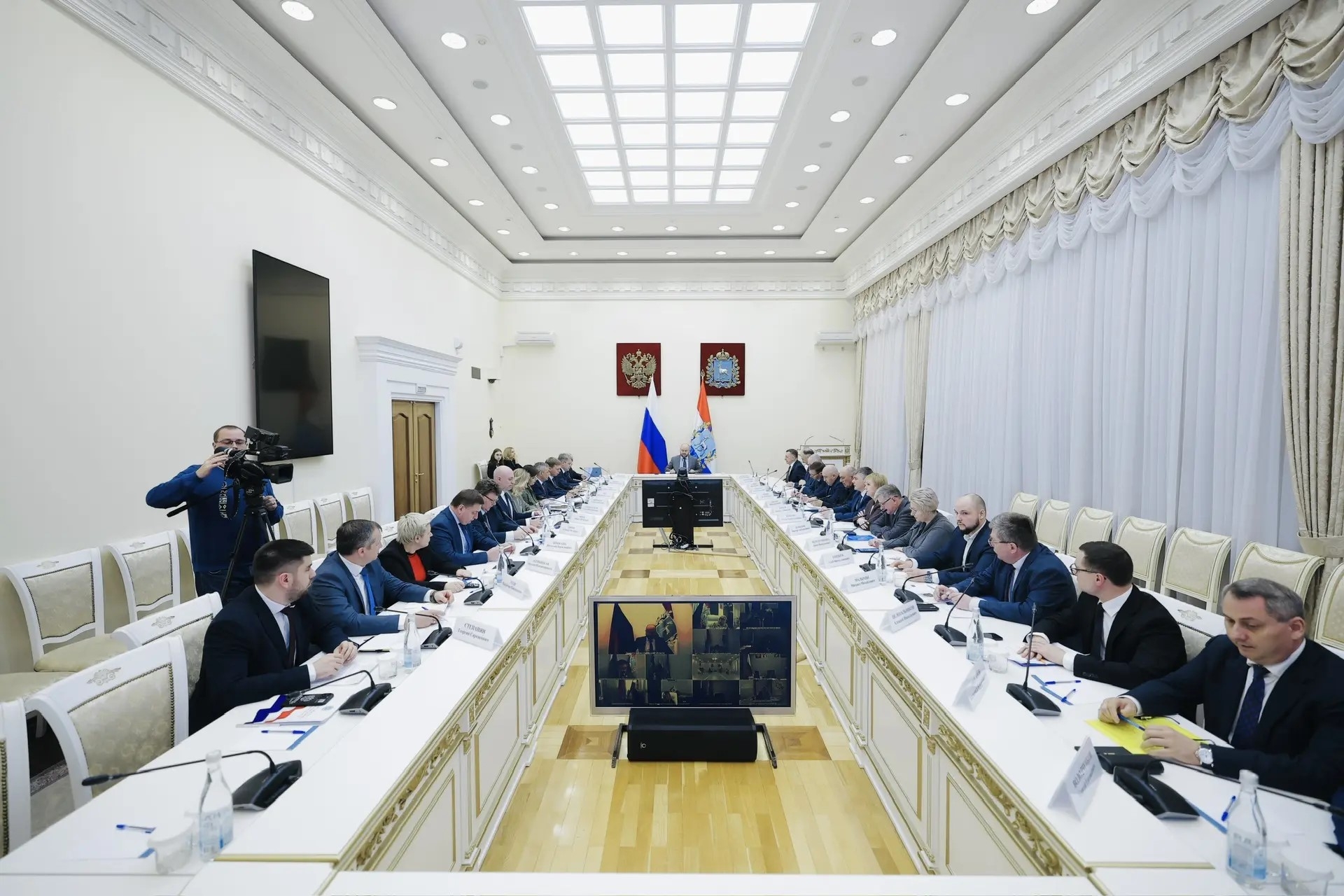 Вячеслав Федорищев поручил главам муниципалитетов оперативно отработать обращения самарцев