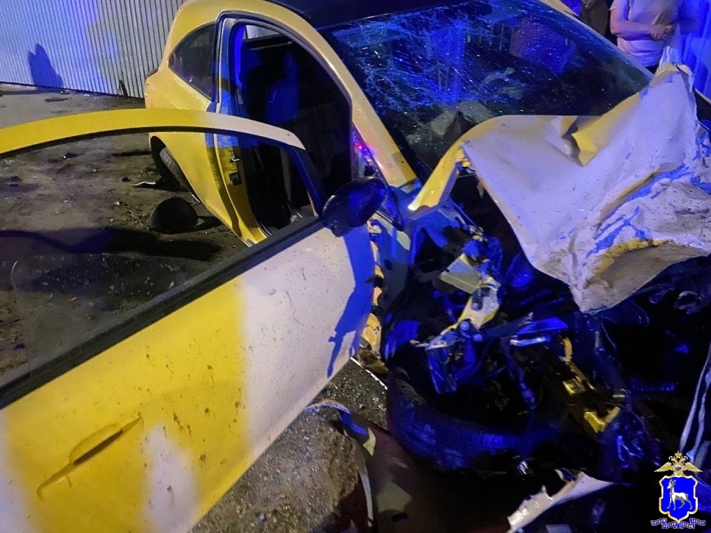 Ехал по встречке: в Самаре в ДТП пострадали две девушки