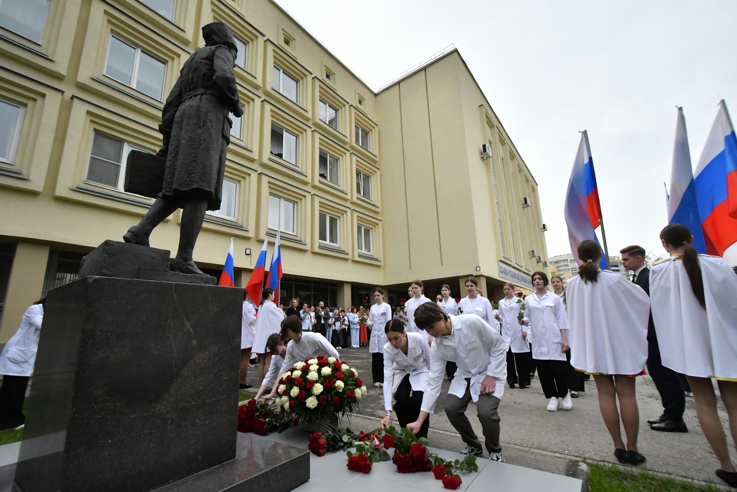 В Самаре в День медсестры отметили лучших представителей профессии