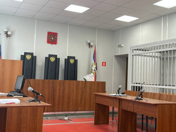 "Собственники и застройщик решают вопрос в суде": жительница Самары рассказала о сносе нерасселенного дома