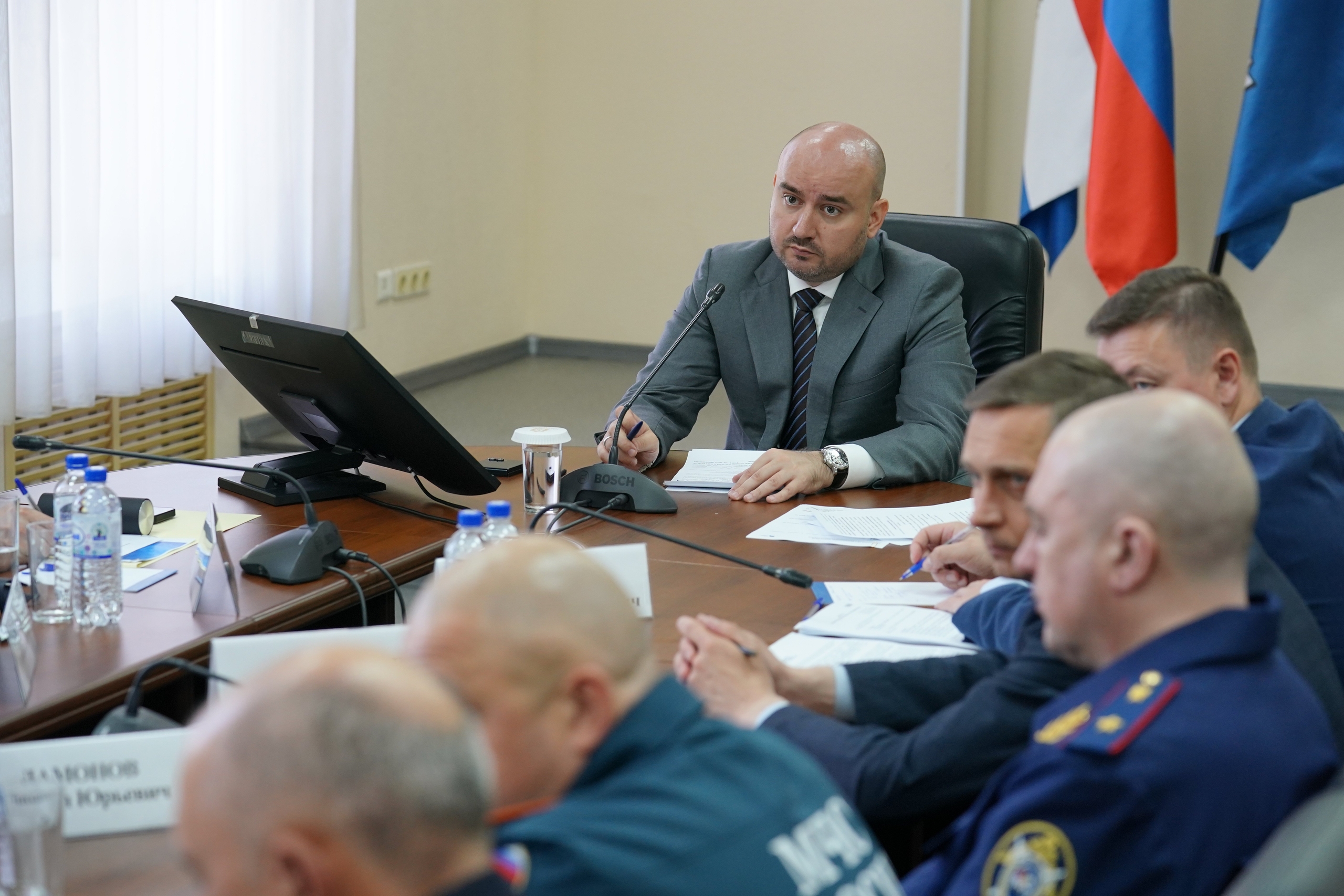 Вячеслав Федорищев подчеркнул необходимость своевременной обратной связи по обращениям граждан
