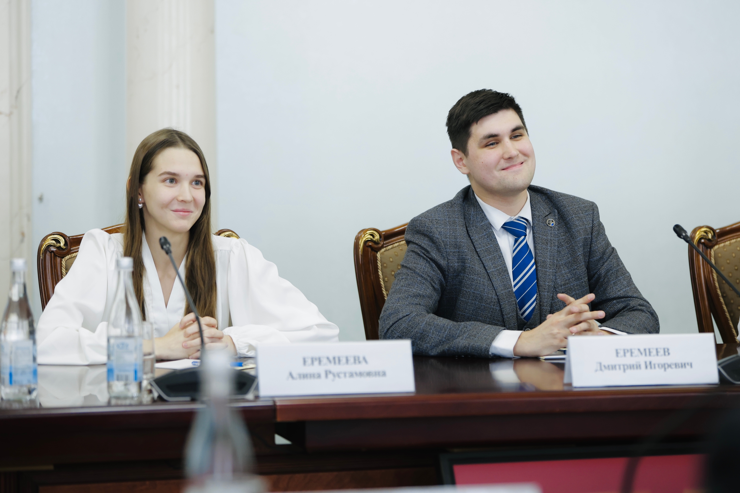 Вячеслав Федорищев пригласил выпускников вузов на работу в органы власти региона