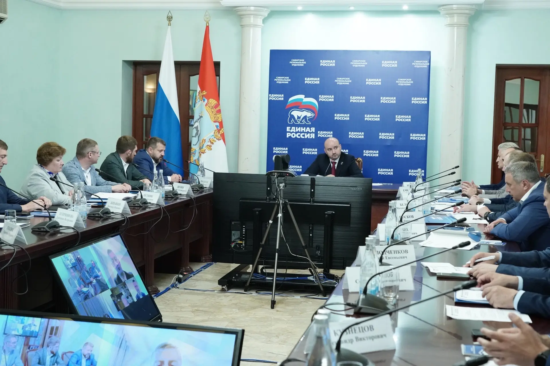 Вячеслав Федорищев провел расширенное заседание Президиума регионального политсовета партии "Единая Россия"