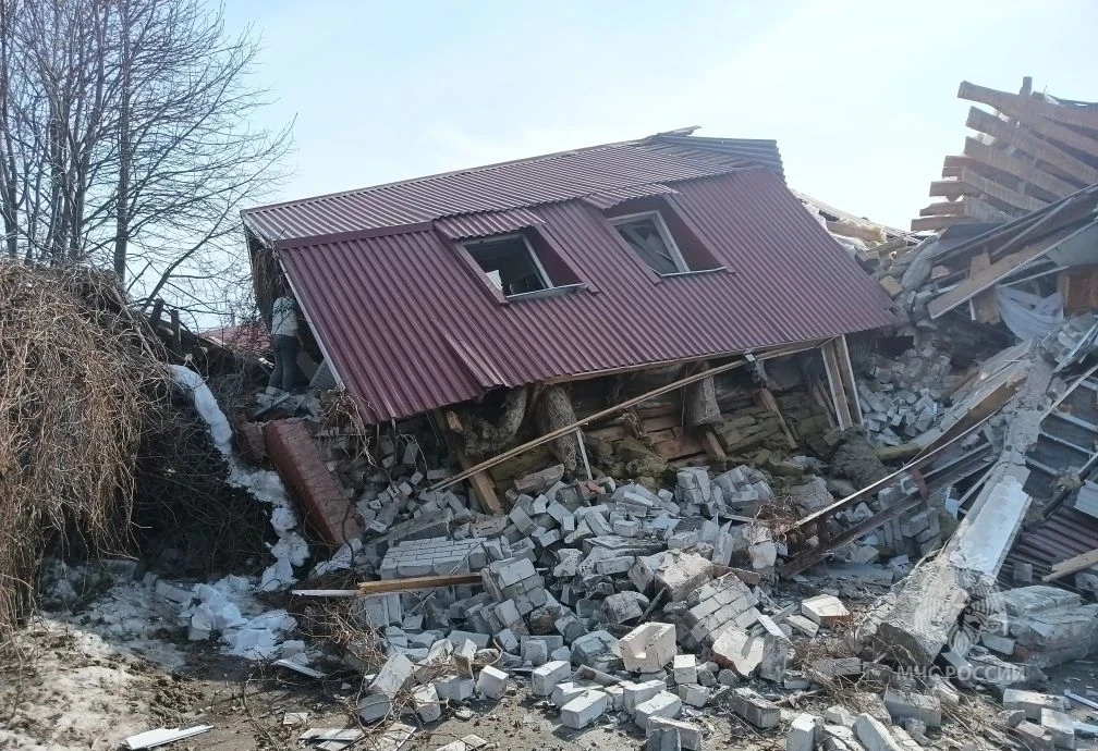 В Красноярском районе обрушился дом от взрыва газа 20 марта