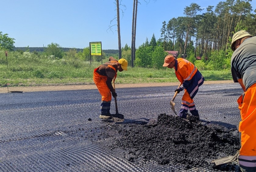 Облагораживают путь: в Тольятти капитально ремонтируют дорогу на Обводном шоссе