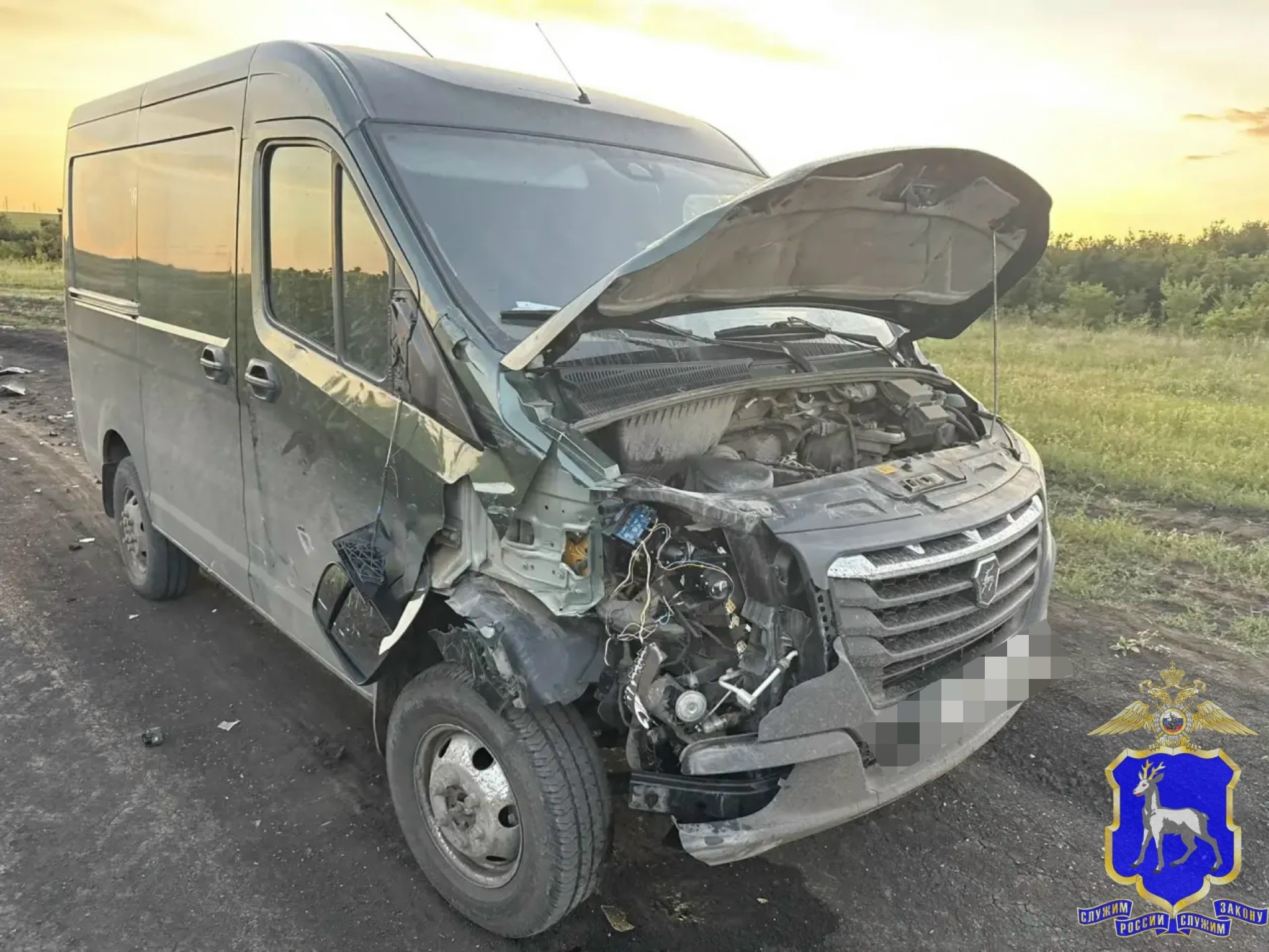 Оба в больнице: 15-летний мотоциклист врезался в ГАЗ "Соболь" в Самарской области