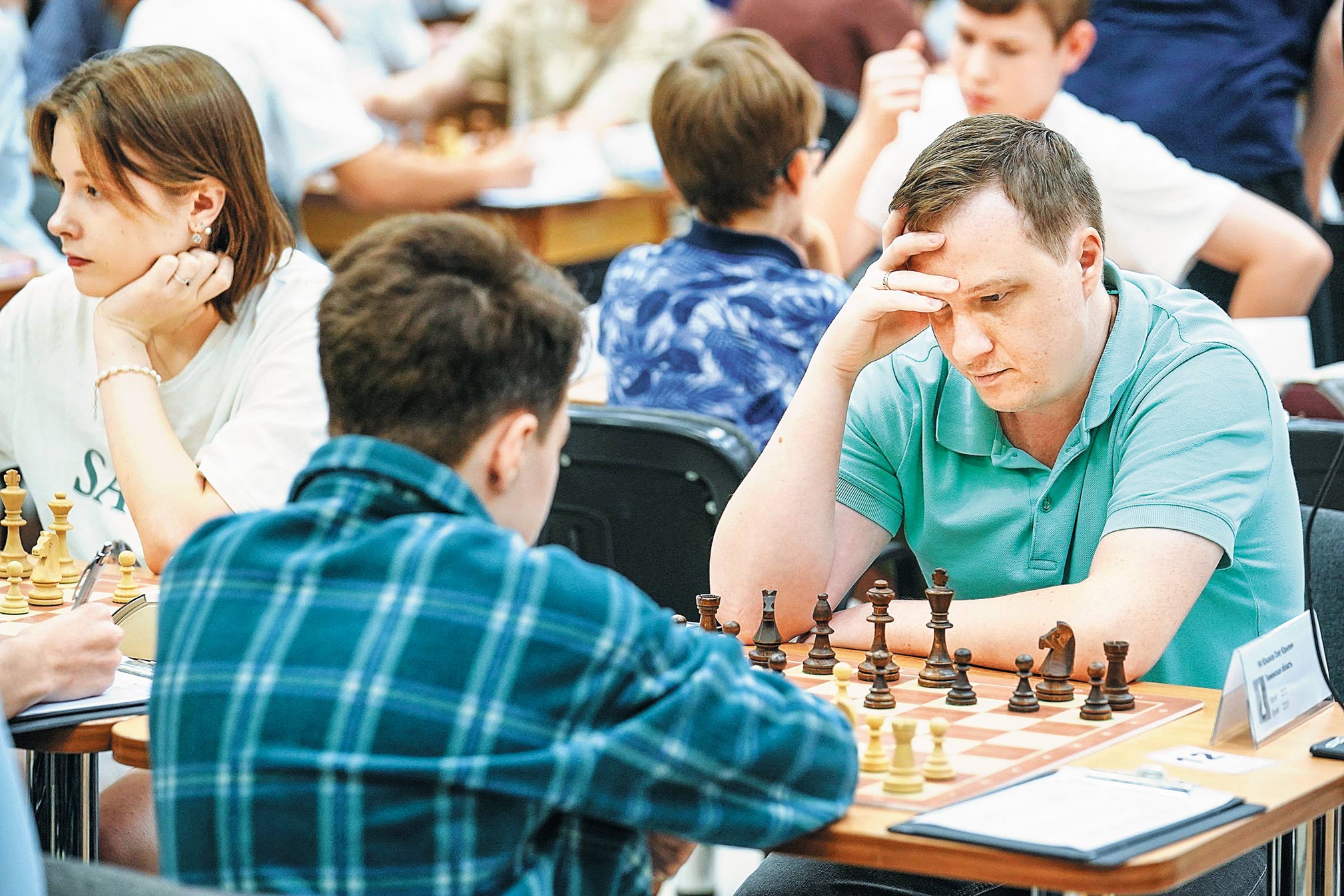 Международный гроссмейстер и шахматный блогер Роман Овечкин выиграл в Самаре "Мемориал Полугаевского"
