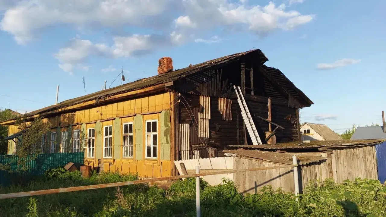 В Самарской области 29 мая горел дом на 100 "квадратах"