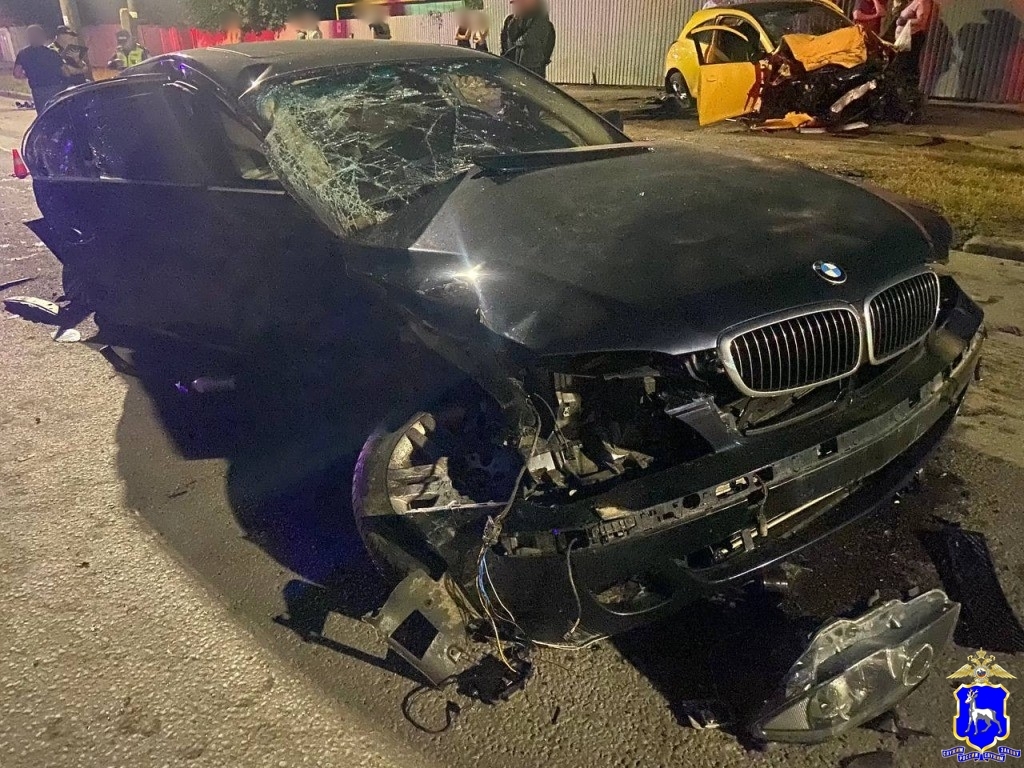 Ехал по встречке: в Самаре в ДТП пострадали две девушки