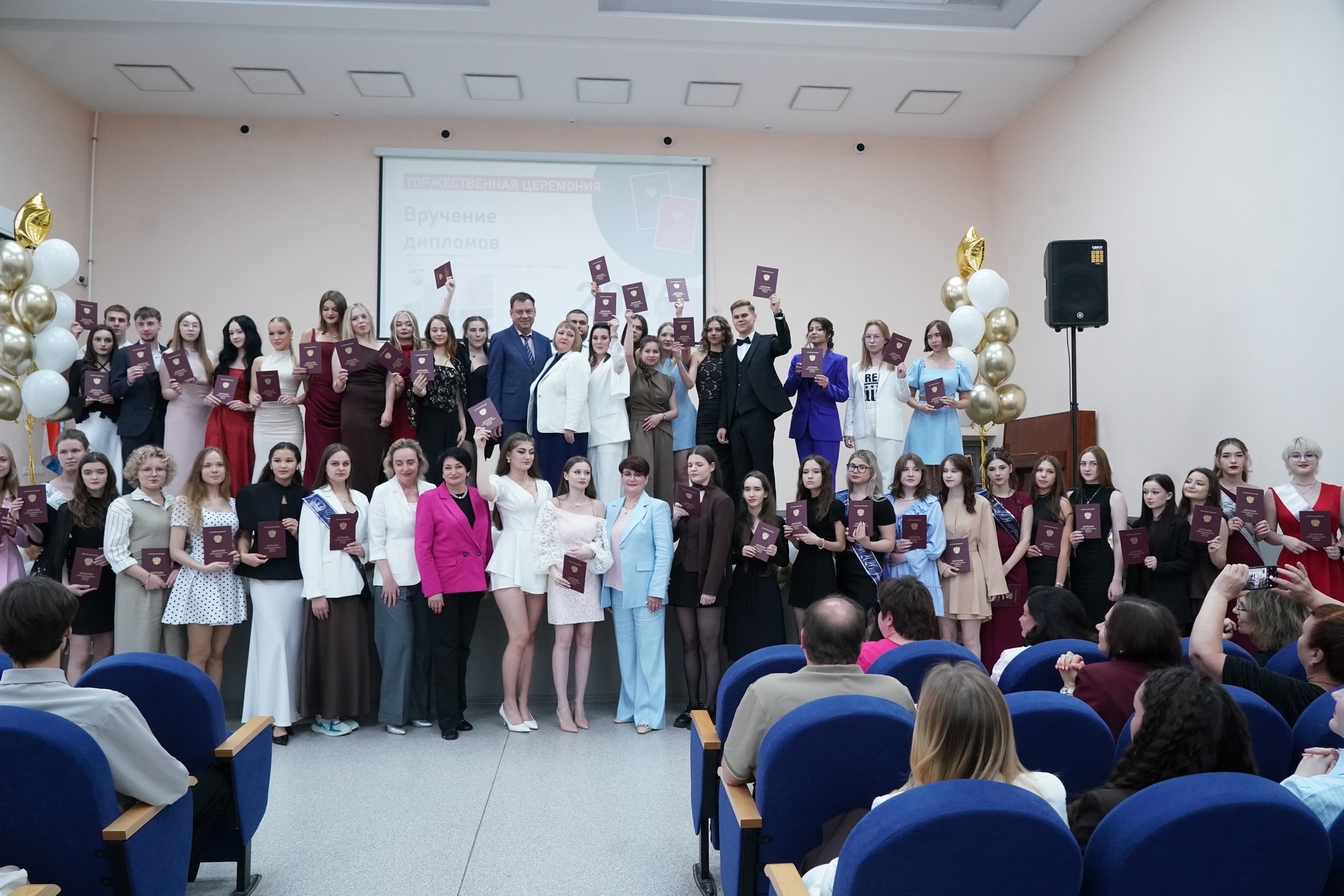 В Самарской области выпускается рекордное число медсестер и фельдшеров
