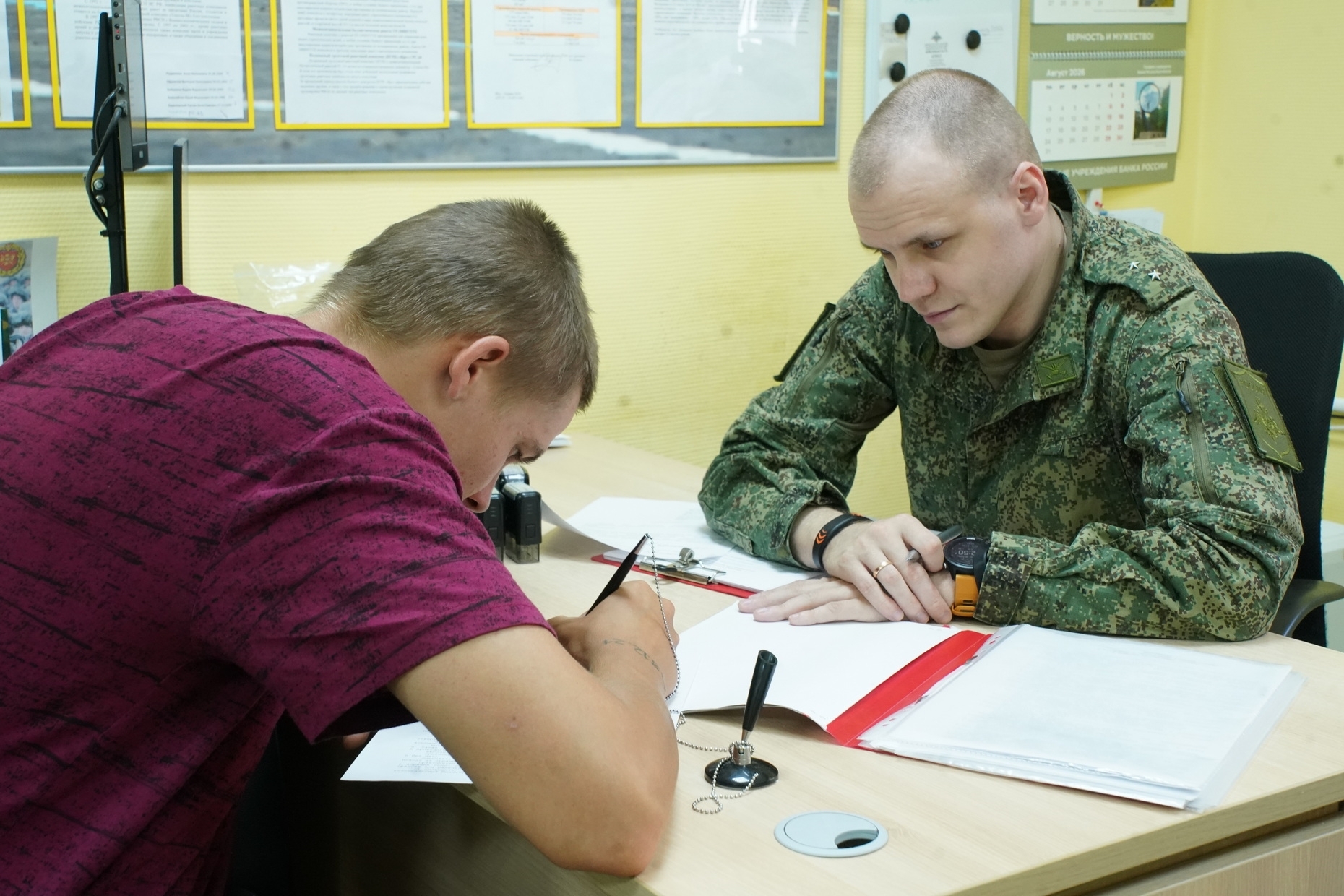 Поезд едет на запад: самарские добровольцы отправились в зону СВО