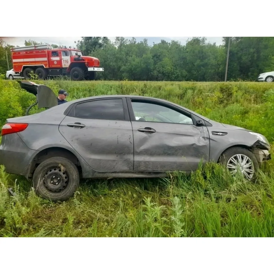 Утром 20 июня на трассе под Самарой Kia Rio вылетела в кювет