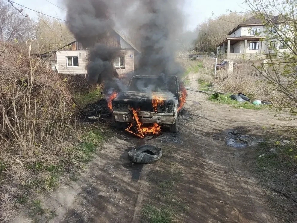 В Октябрьске 18 апреля сгорела легковушка