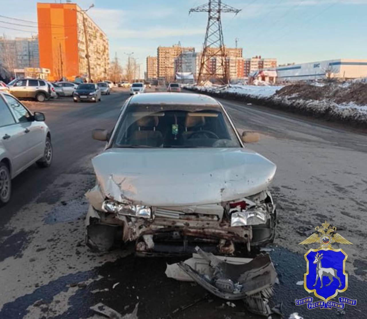 В Тольятти 77-летний водитель на "Калине" при развороте врезался в "двенадцатую"