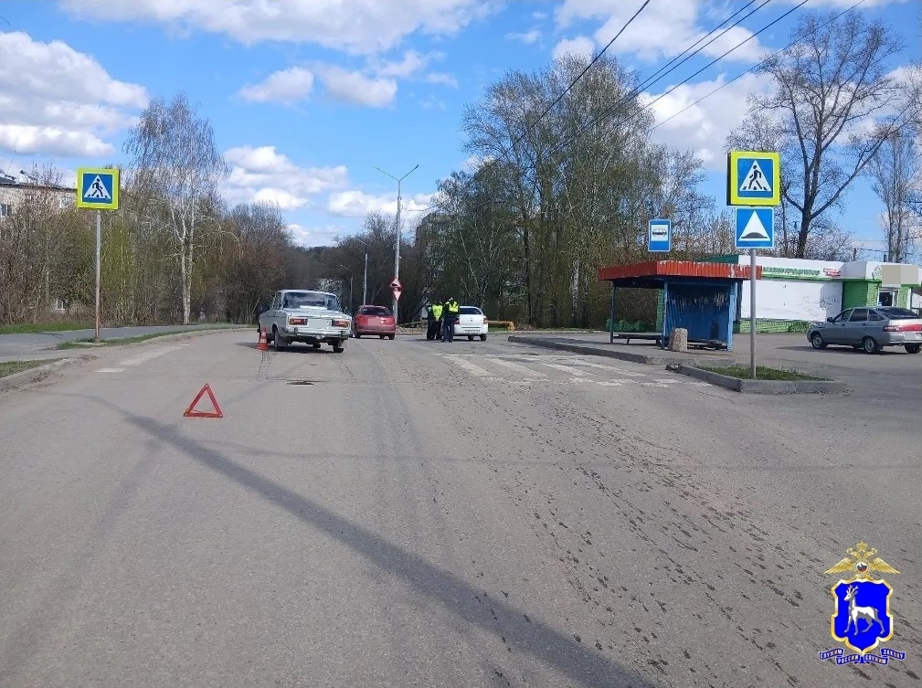 Под Самарой пикап после ДТП отбросило на женщину-пешехода