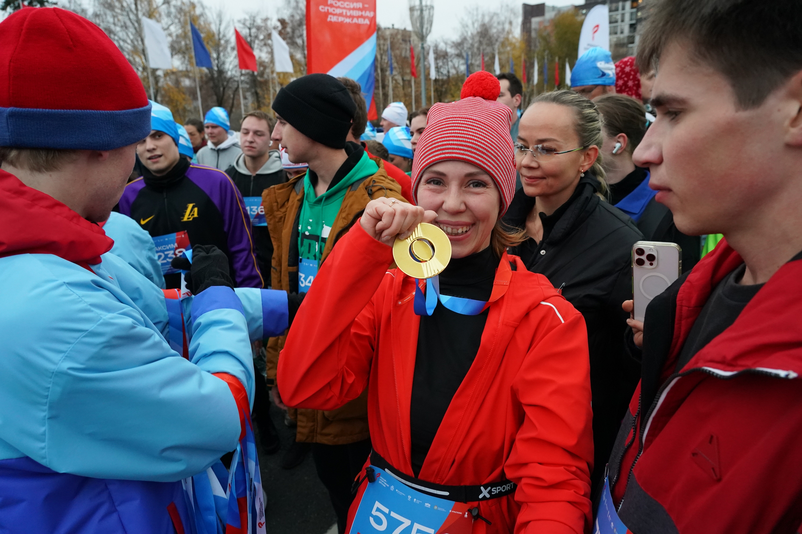 На легких ногах: спортивный форум в Самаре открыли забегом