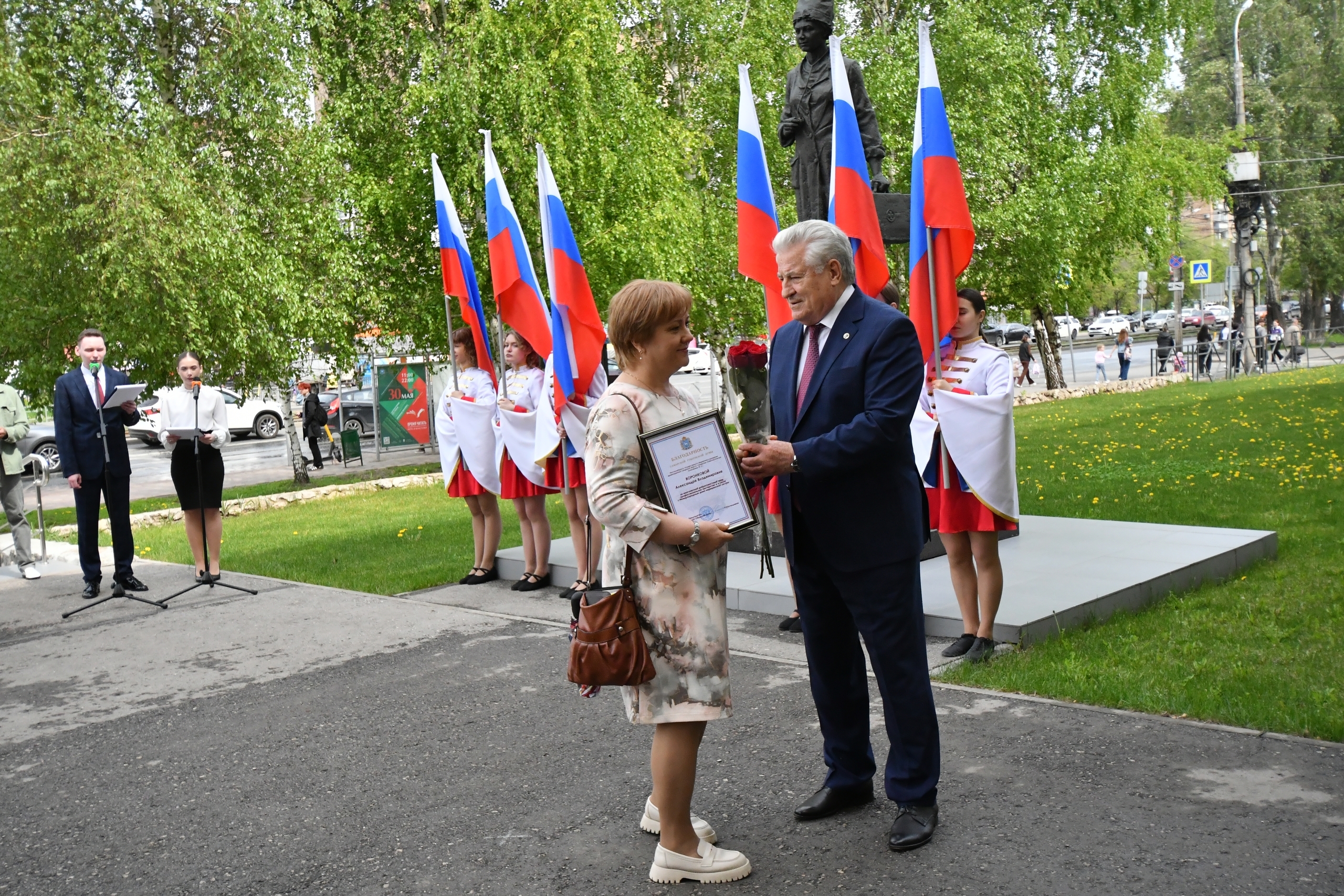 В Самаре в День медсестры отметили лучших представителей профессии